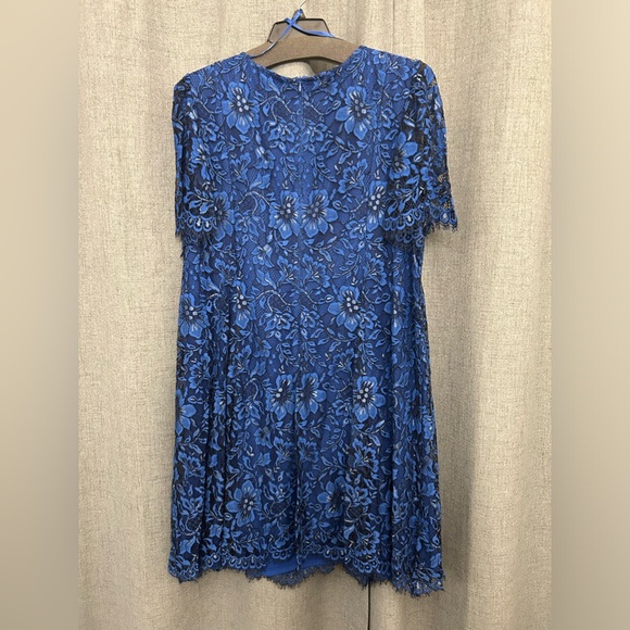 Jessica Howard Women's Lace Midi Dress with Flutter Sleeves & Boat Neck Size 24W - Picture 7 of 9